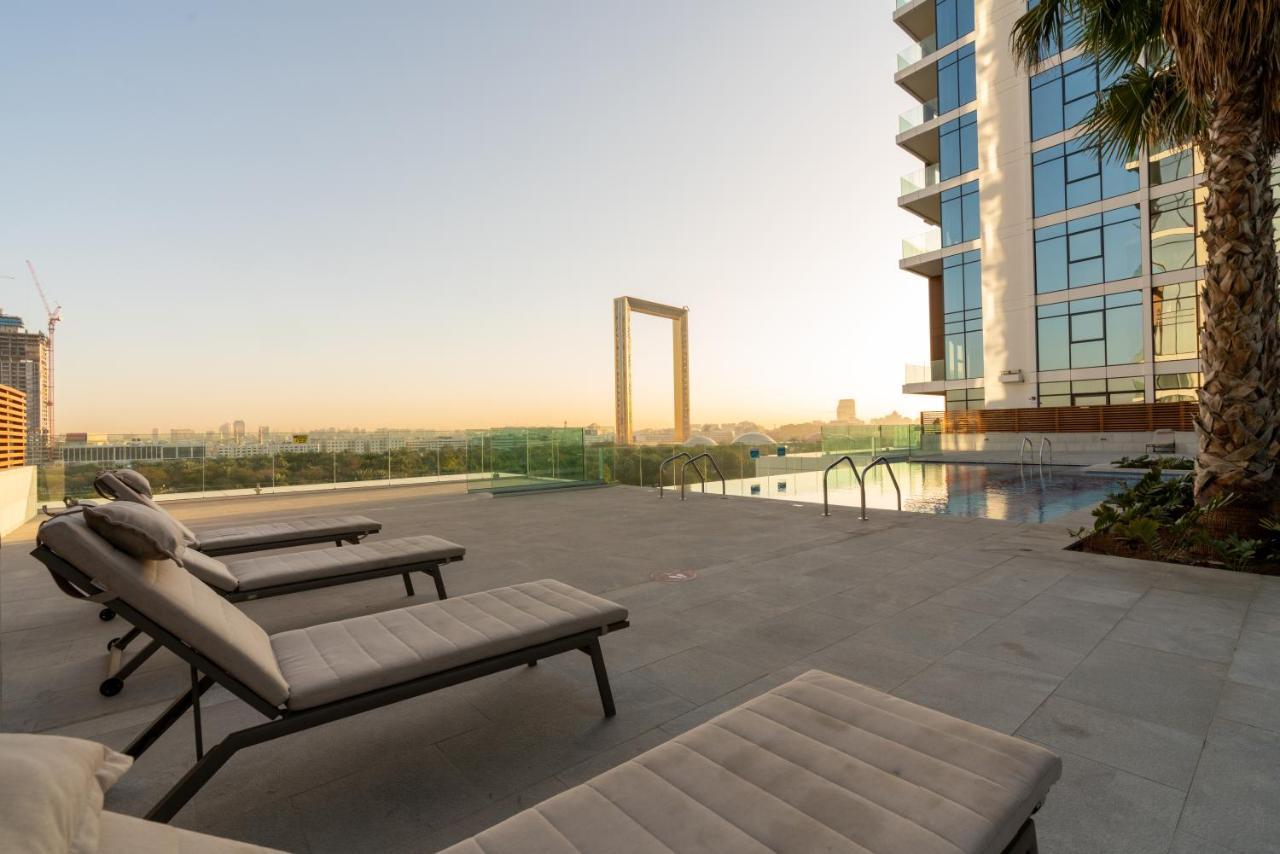 Apartment Ultimate / 3 Beds / Gorgeous Frame And Park View / 250m From Metro / 1 Stop From World Trade Center Dubai