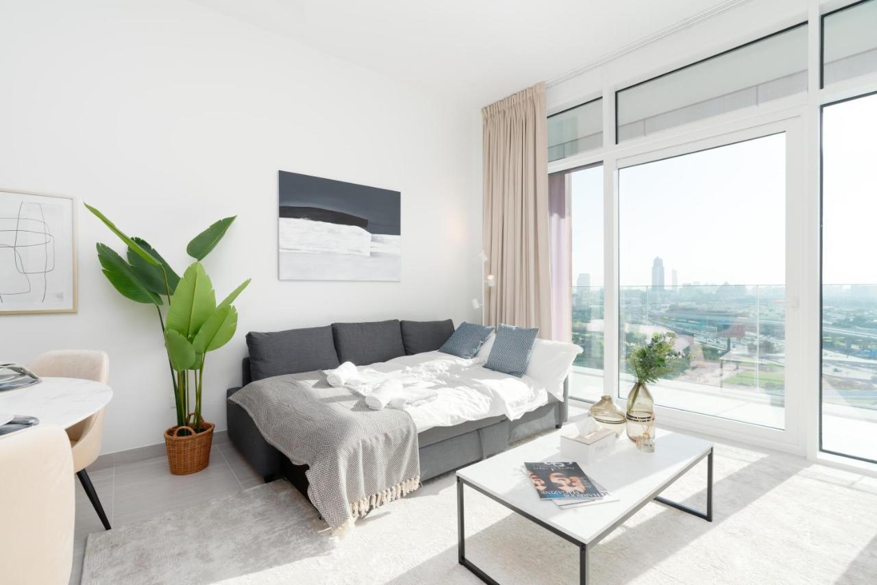 Ultimate / 3 Beds / Gorgeous Frame And Park View / 250m From Metro / 1 Stop From World Trade Center * Dubai