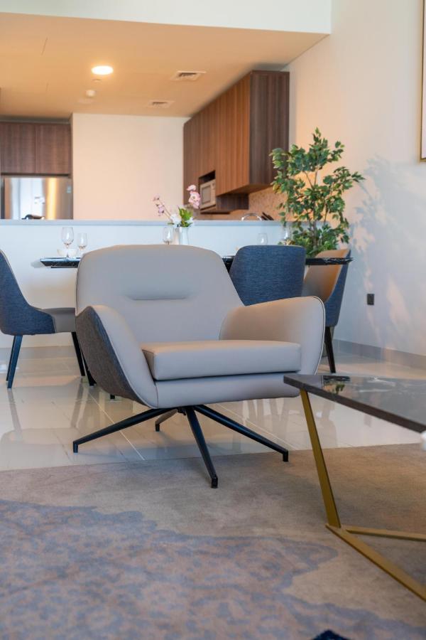 On Off Hh-avani Hotel-3br -full Palm View