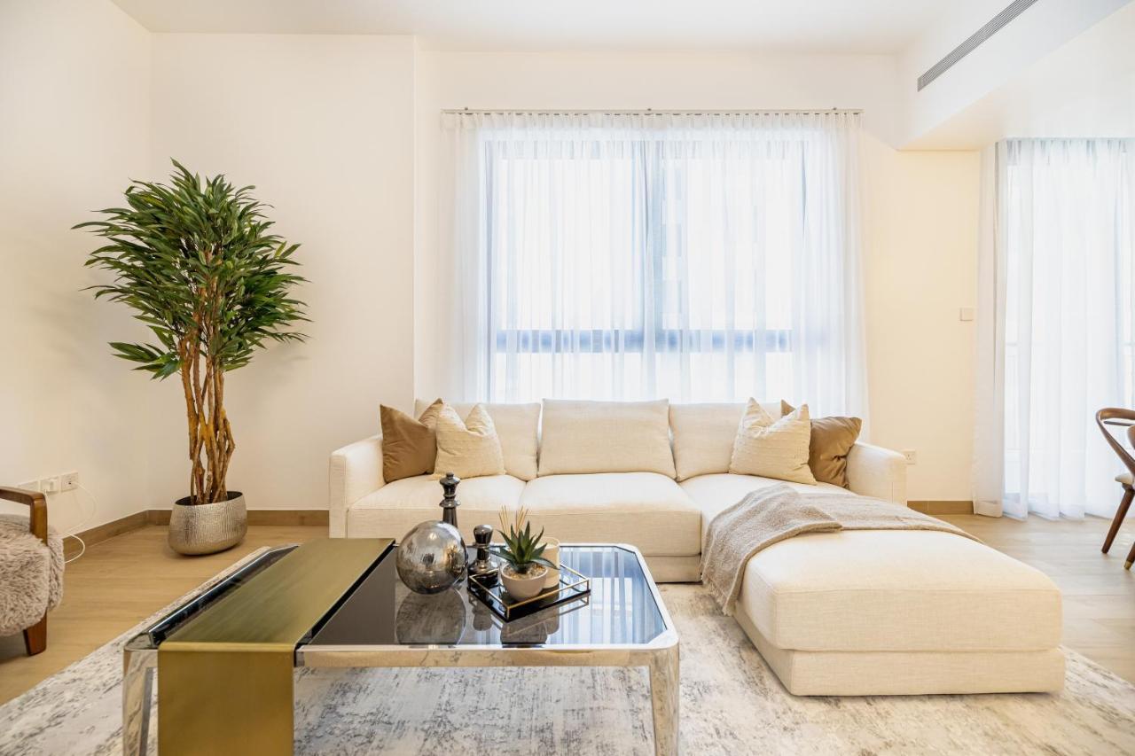 Upgraded 2 Beds In Jumeirah 1 La Cote B3