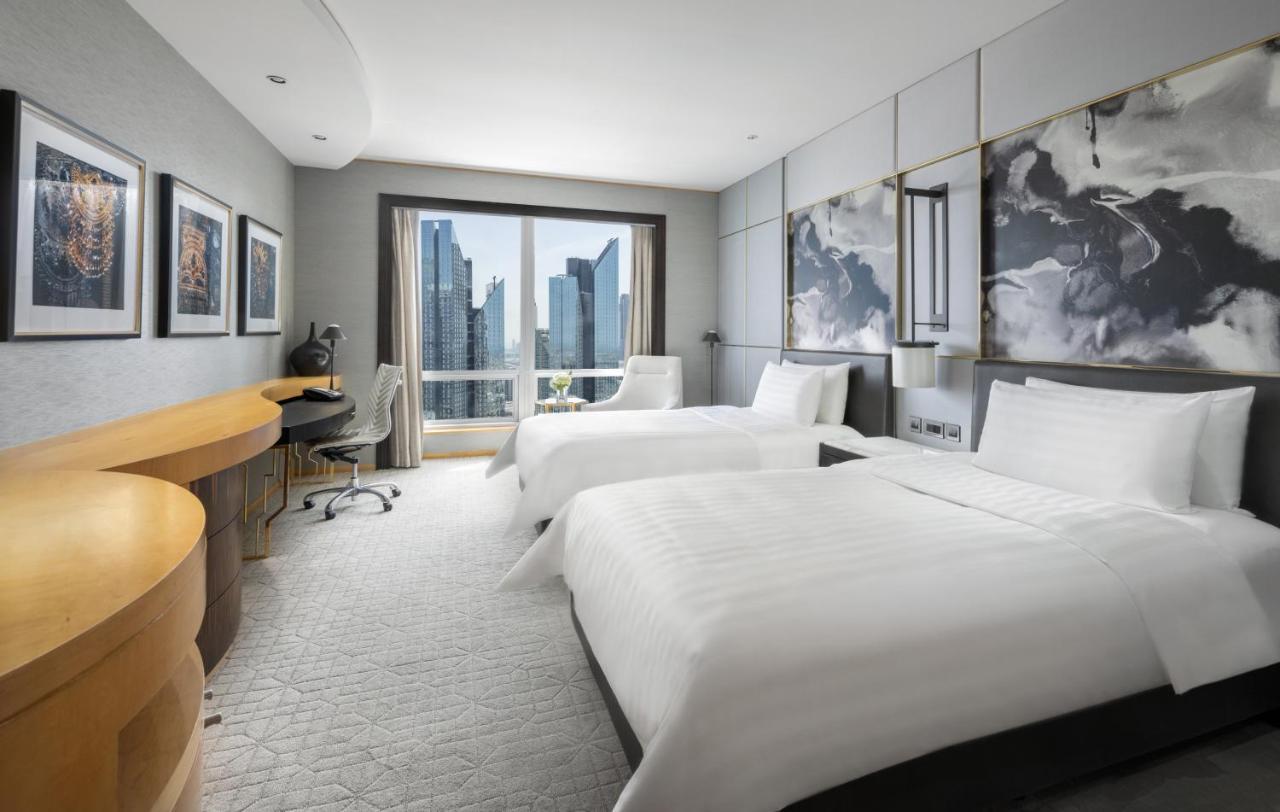 Hotel Shangri-la