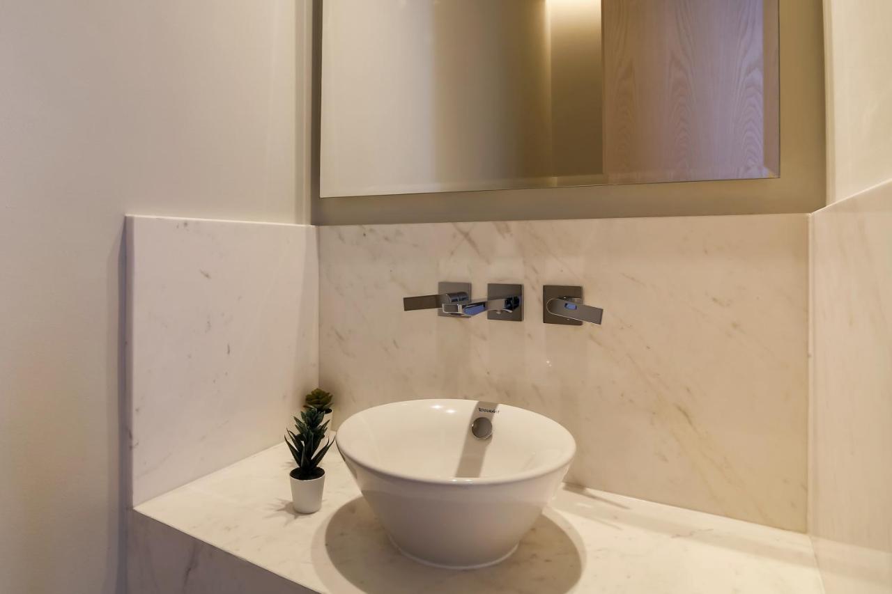 Makeen The Palm Tower Jumeirah Apartment