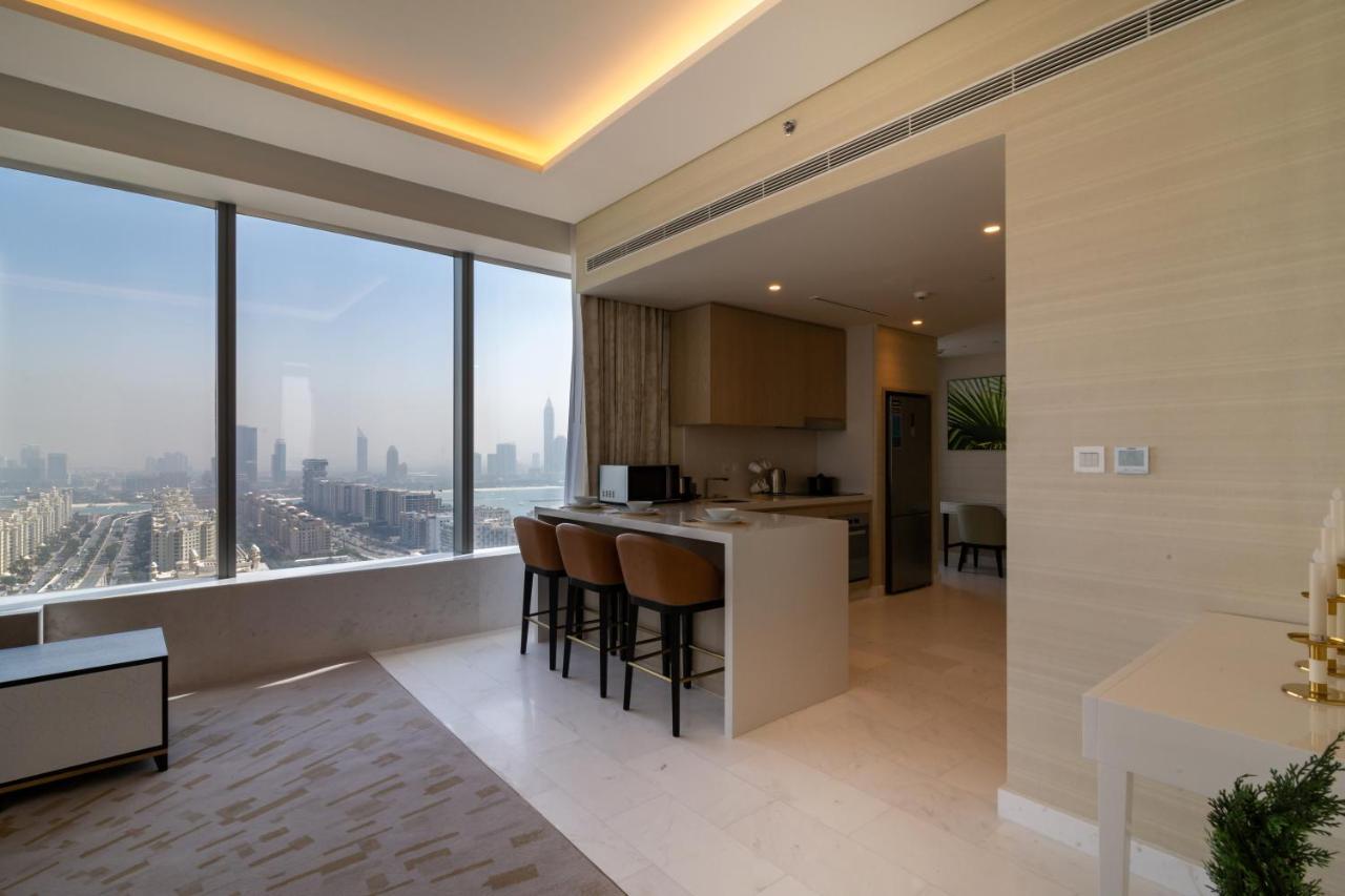 Makeen The Palm Tower Jumeirah Apartment *