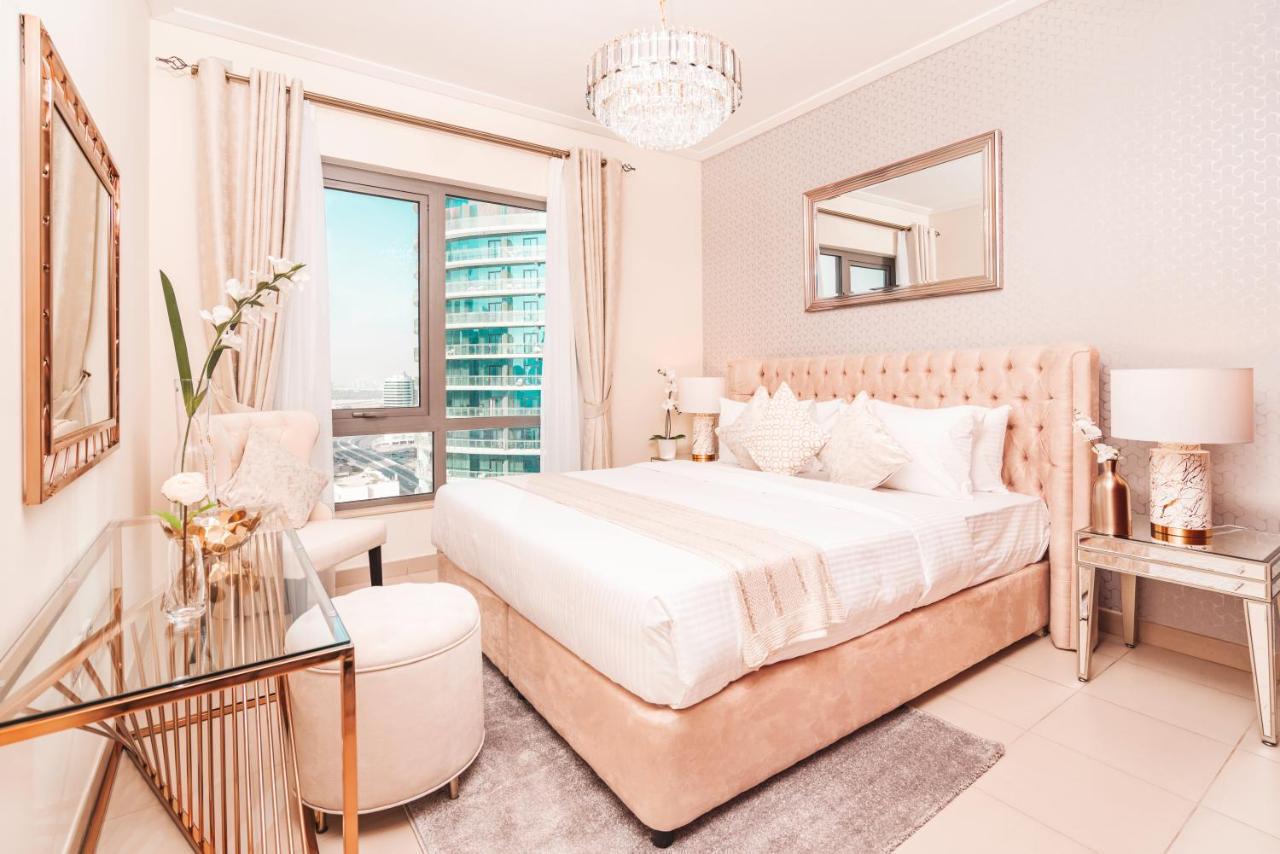 Elite Royal - Panoramic Full Burj Khalifa, Fountain & Skyline View - Infinite Apartment *