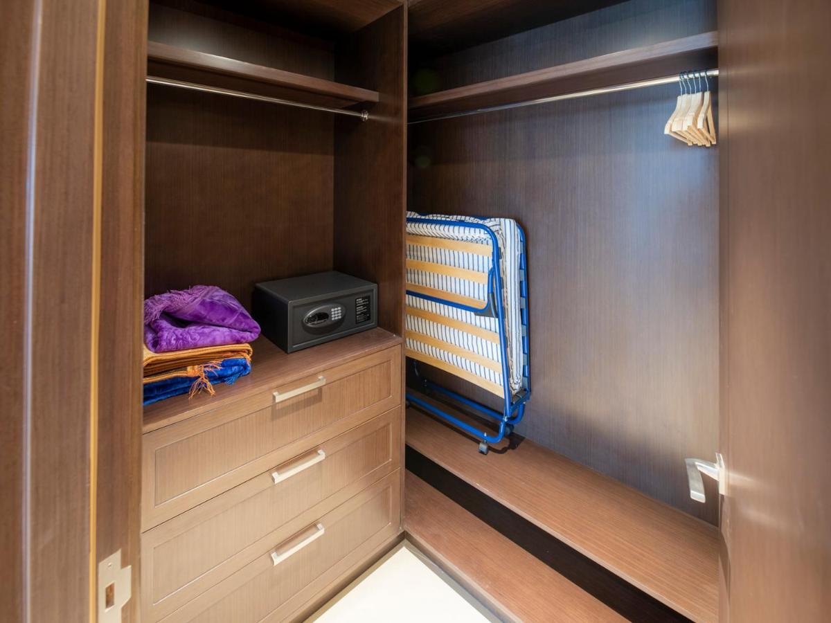 Apartment First Class 2br With Full Burj Khalifa And Fountain View