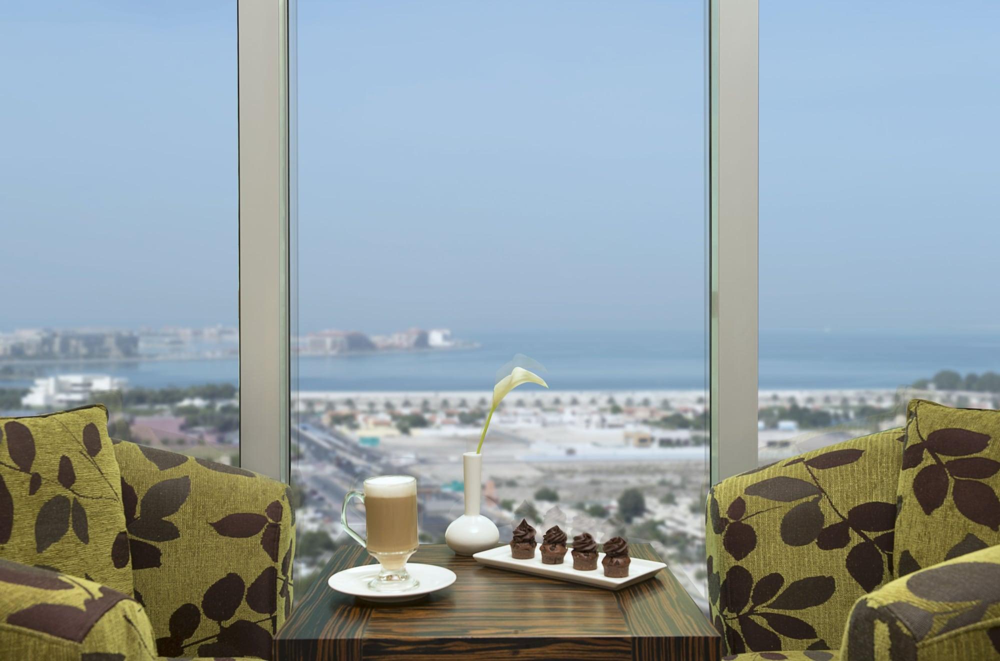 Hotel Atana 4*