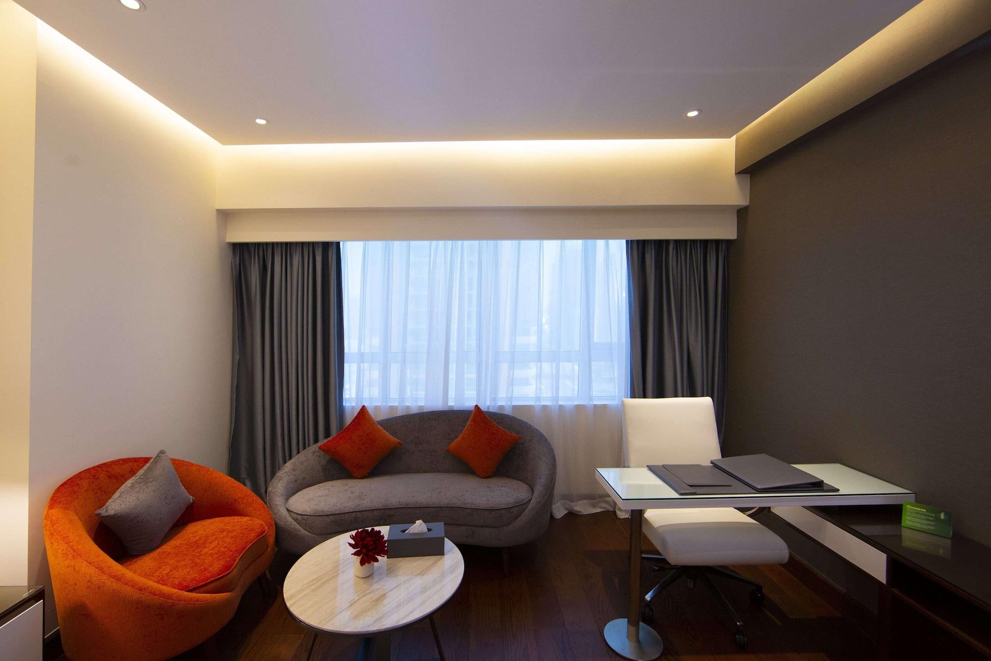 Aparthotel Number One Tower 3*