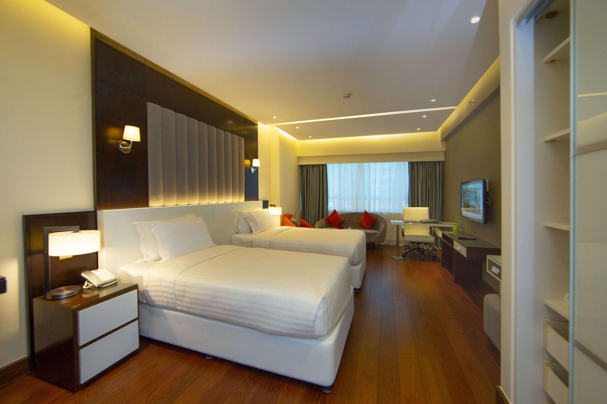 Aparthotel Number One Tower 3*