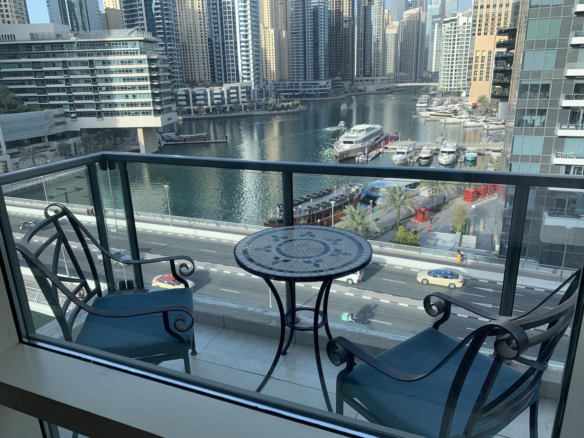 Aparthotel Nuran Marina
