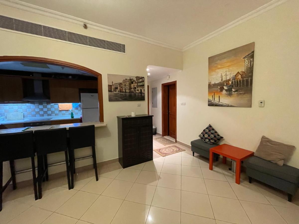Apartment Dubai Backpackers 2