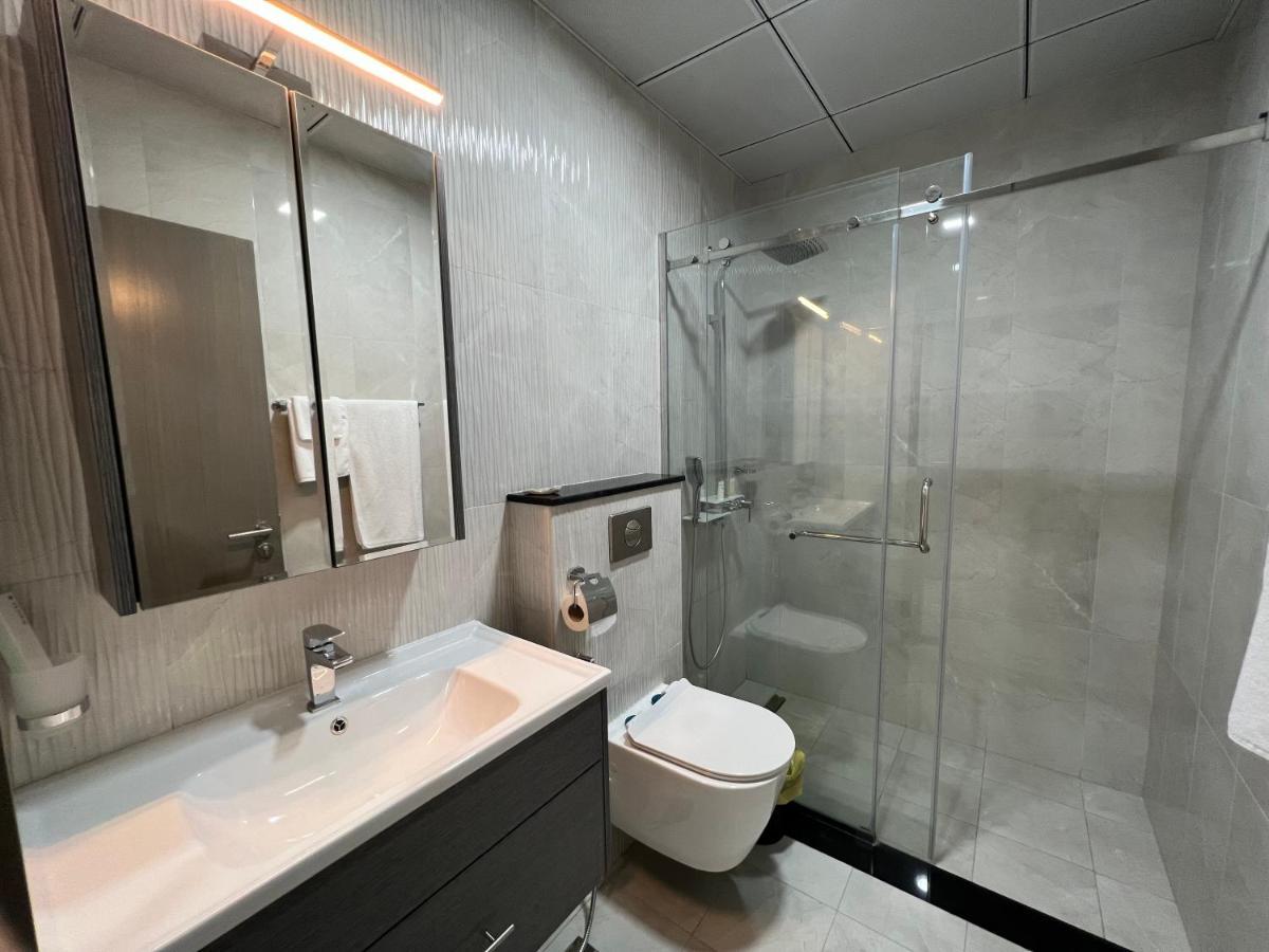 Penrose Place Jvc Apartment *