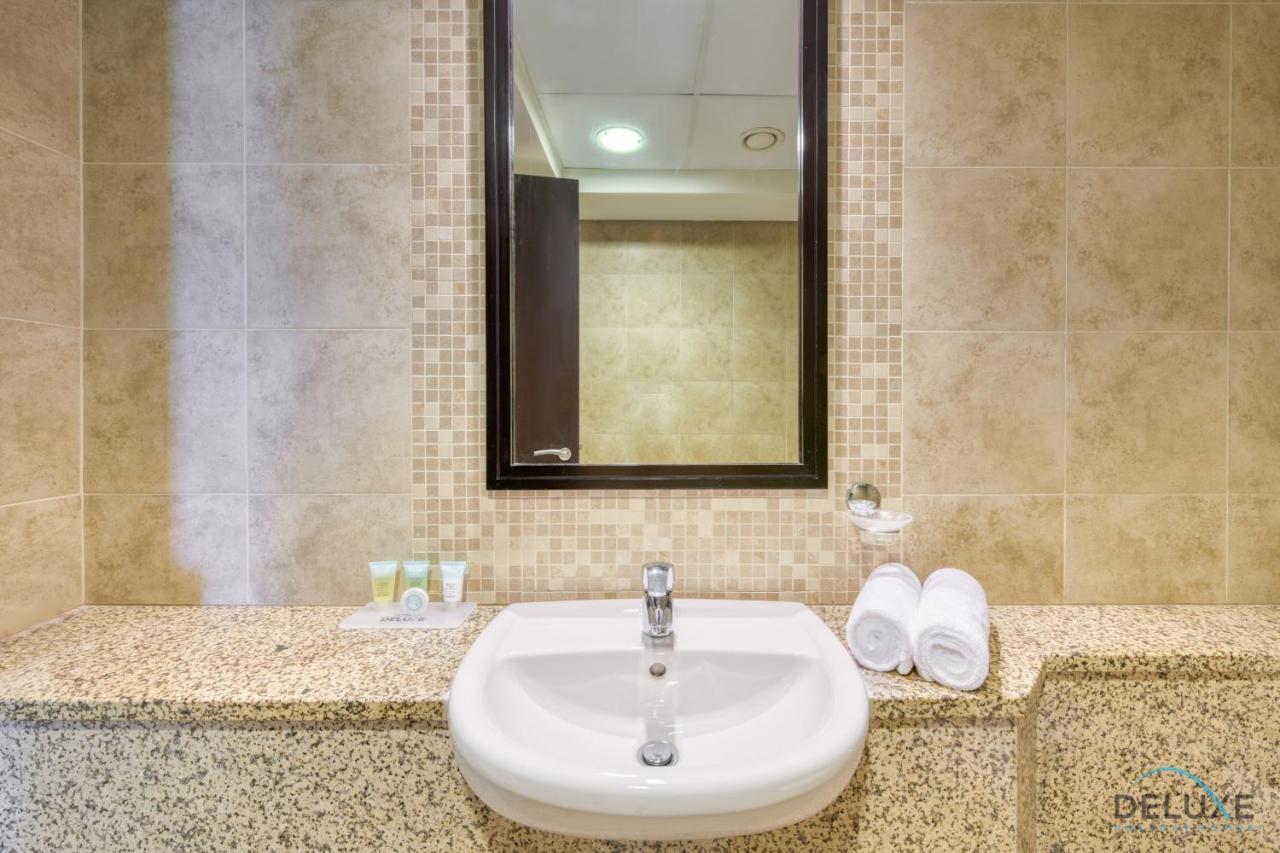 Calm At Sky Gardens Difc By Deluxe Homes *