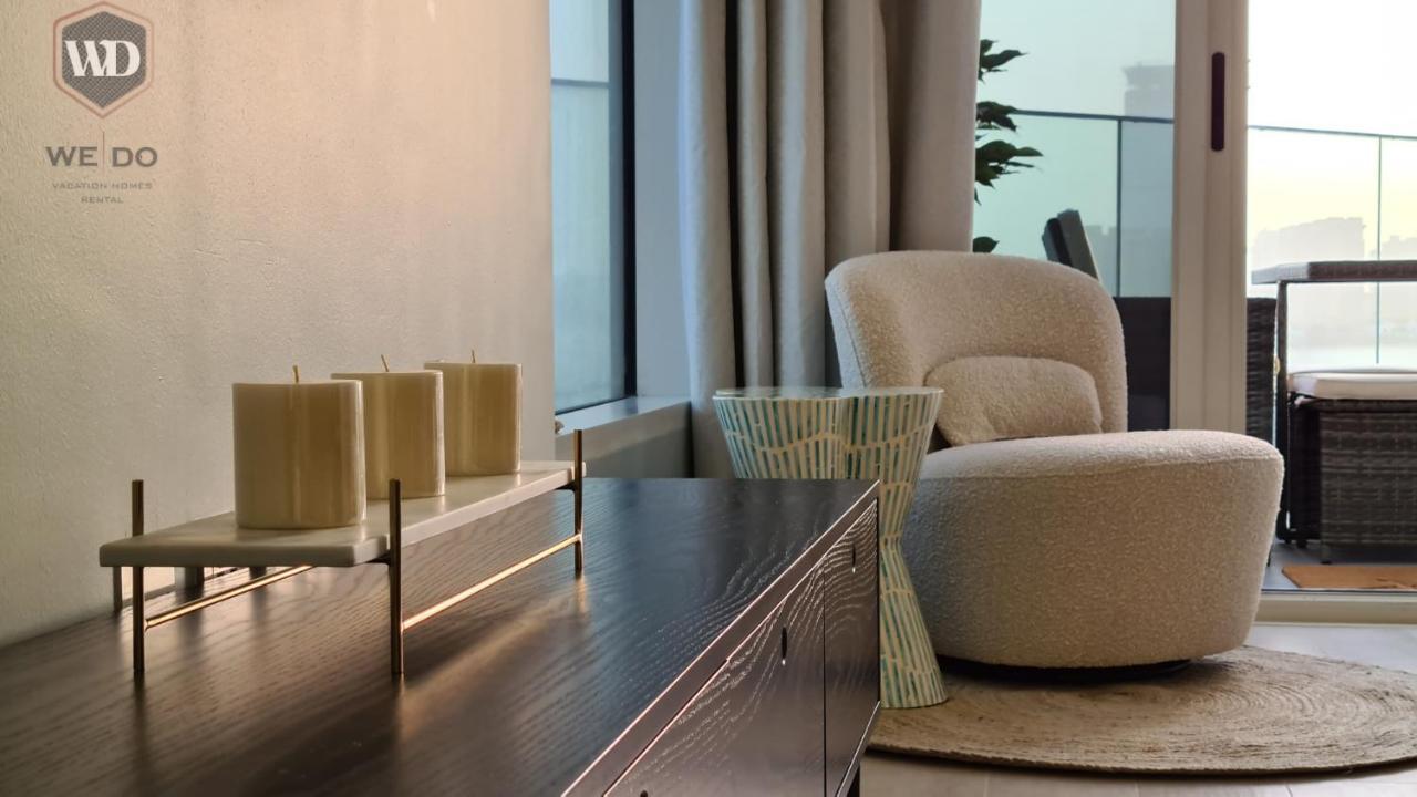 Luxurious 1-bedroom With Private Access Apartment *