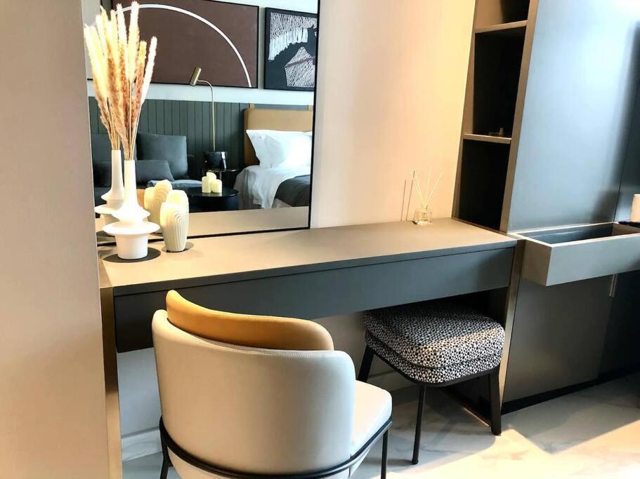 Apartment Urban King Bed With Burj Khalifa View & Mall *