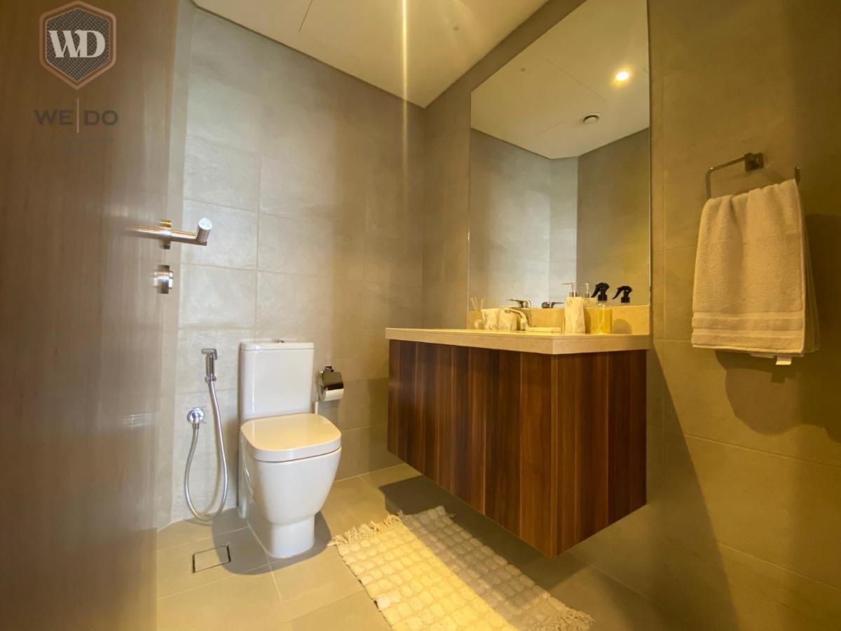 Luxurious 1-bedroom With Private Access Apartment