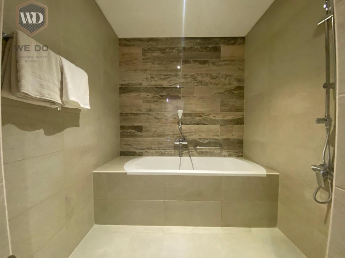 Luxurious 1-bedroom With Private Access *