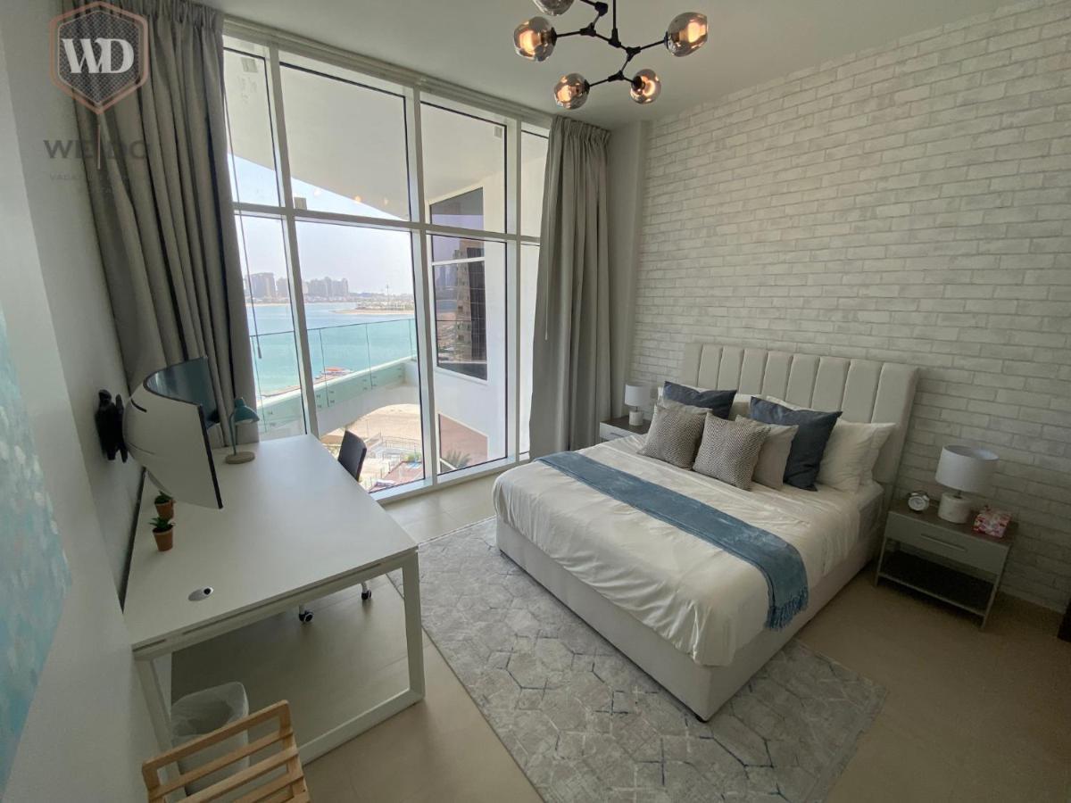 Apartment Luxurious 1-bedroom With Private Access *