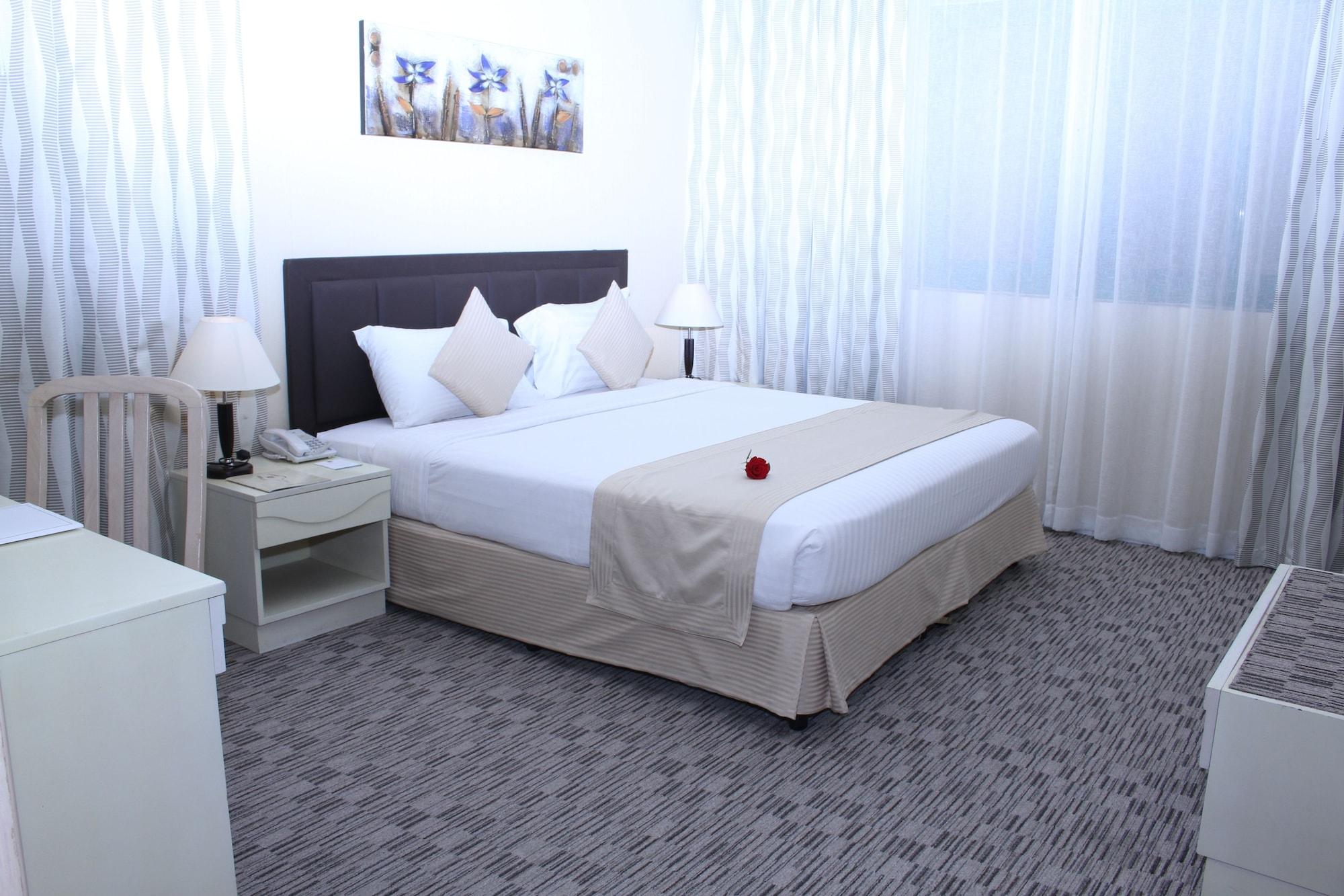Wescott Pearl Aparthotel