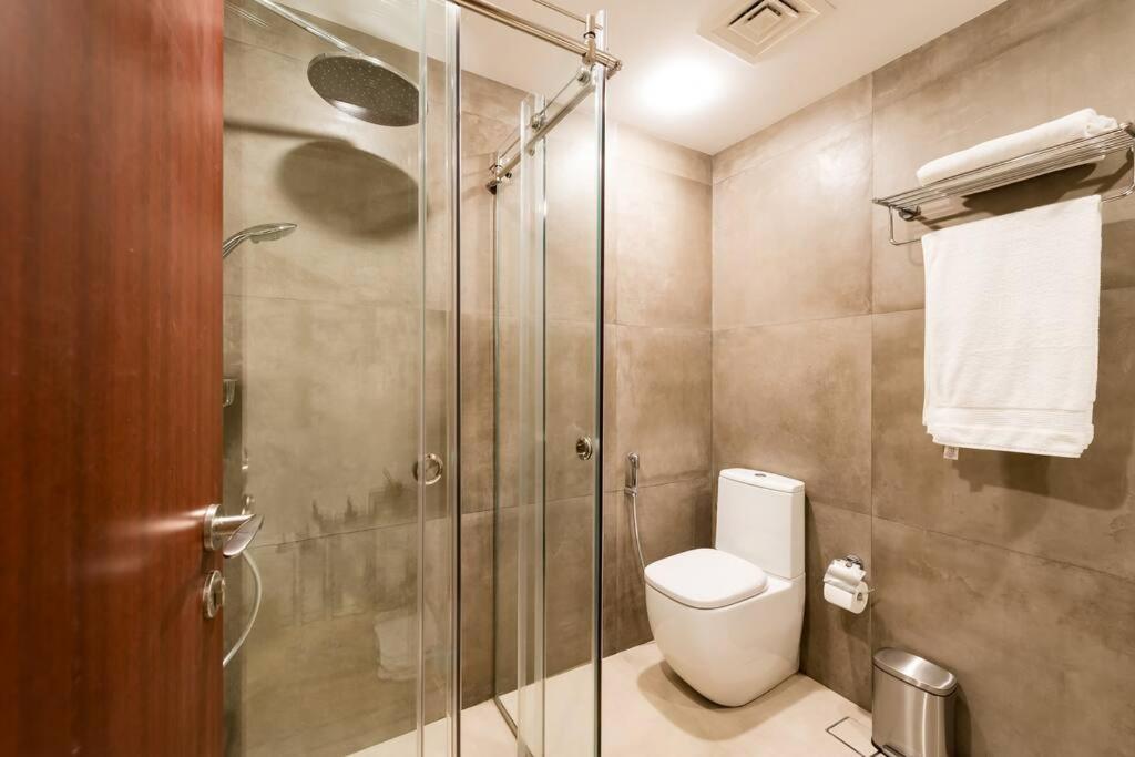 2br Vacation With Pool, Gym And Beach Access *