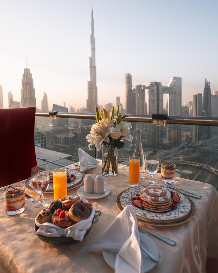 Hotel Shangri-la 5*