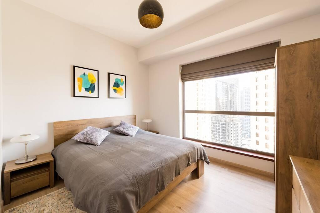 2br Vacation With Pool, Gym And Beach Access Apartment Dubai