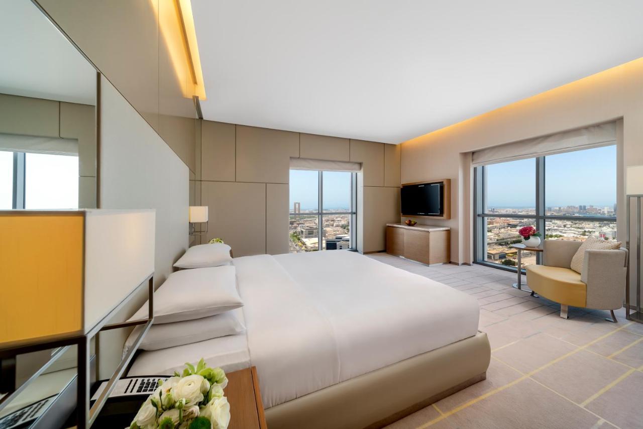 Hyatt Regency Creek Heights 5*