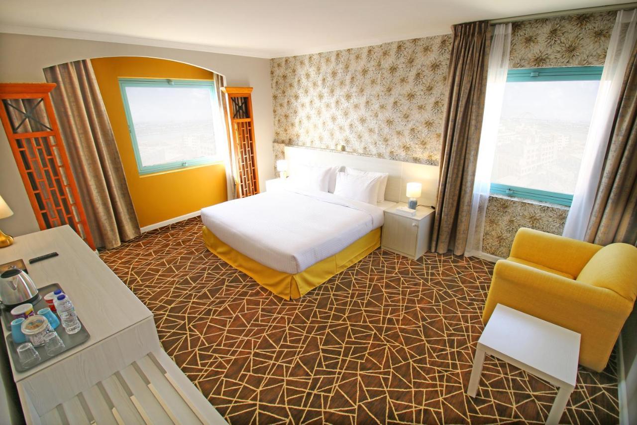 The George By Saffron, Creek Dubai