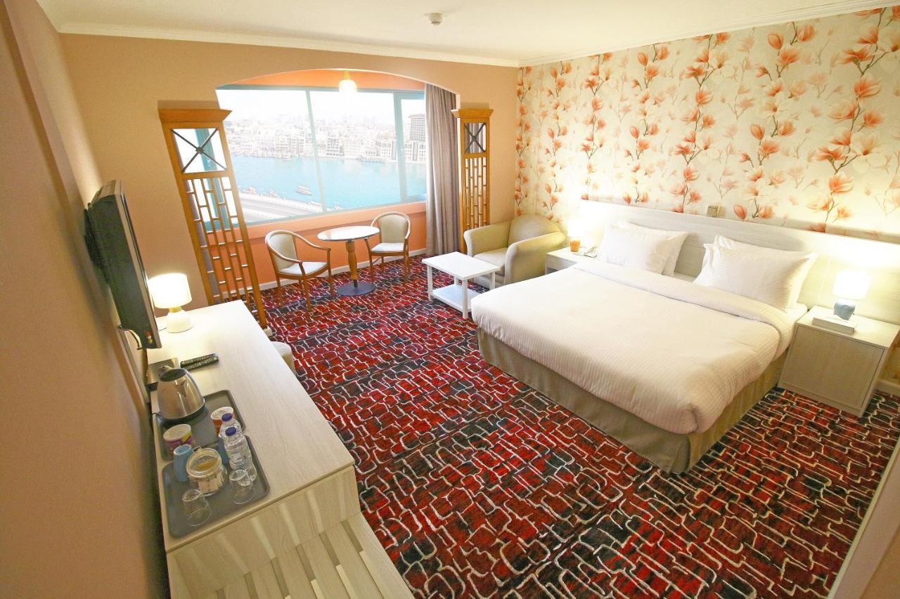 Hotel The George By Saffron, Creek Dubai