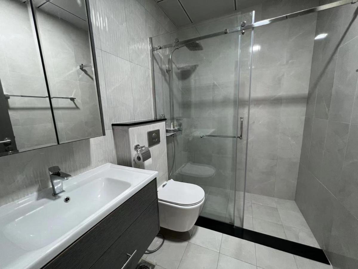 Apartment Penrose Place Jvc *