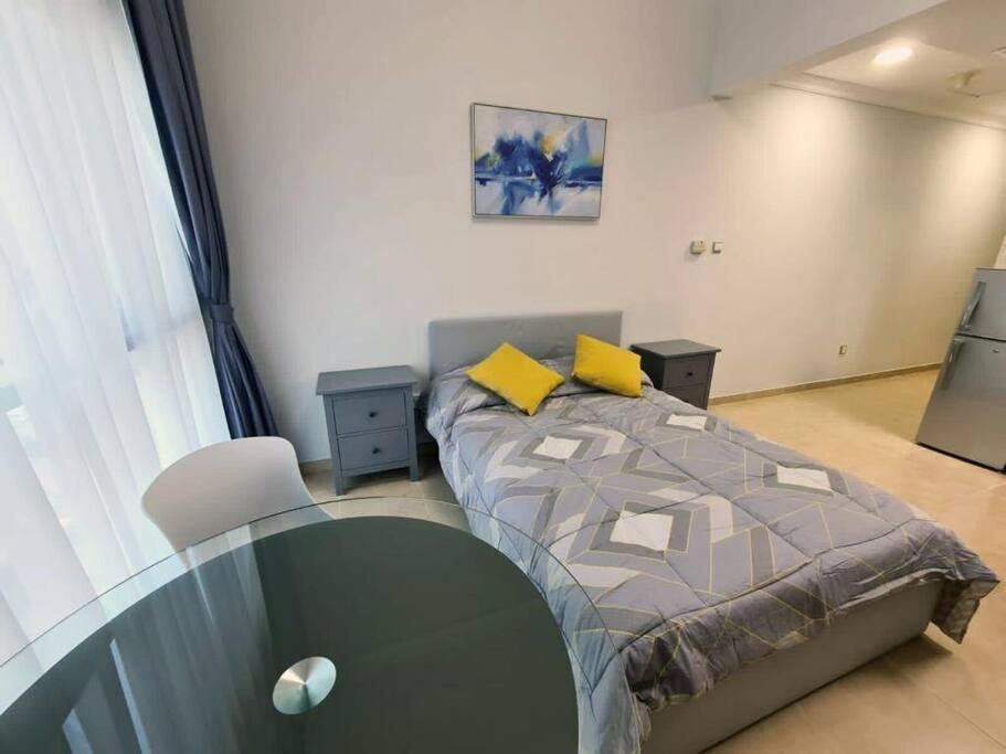 Cozy Studio, Close To The And Metro Station Apartment