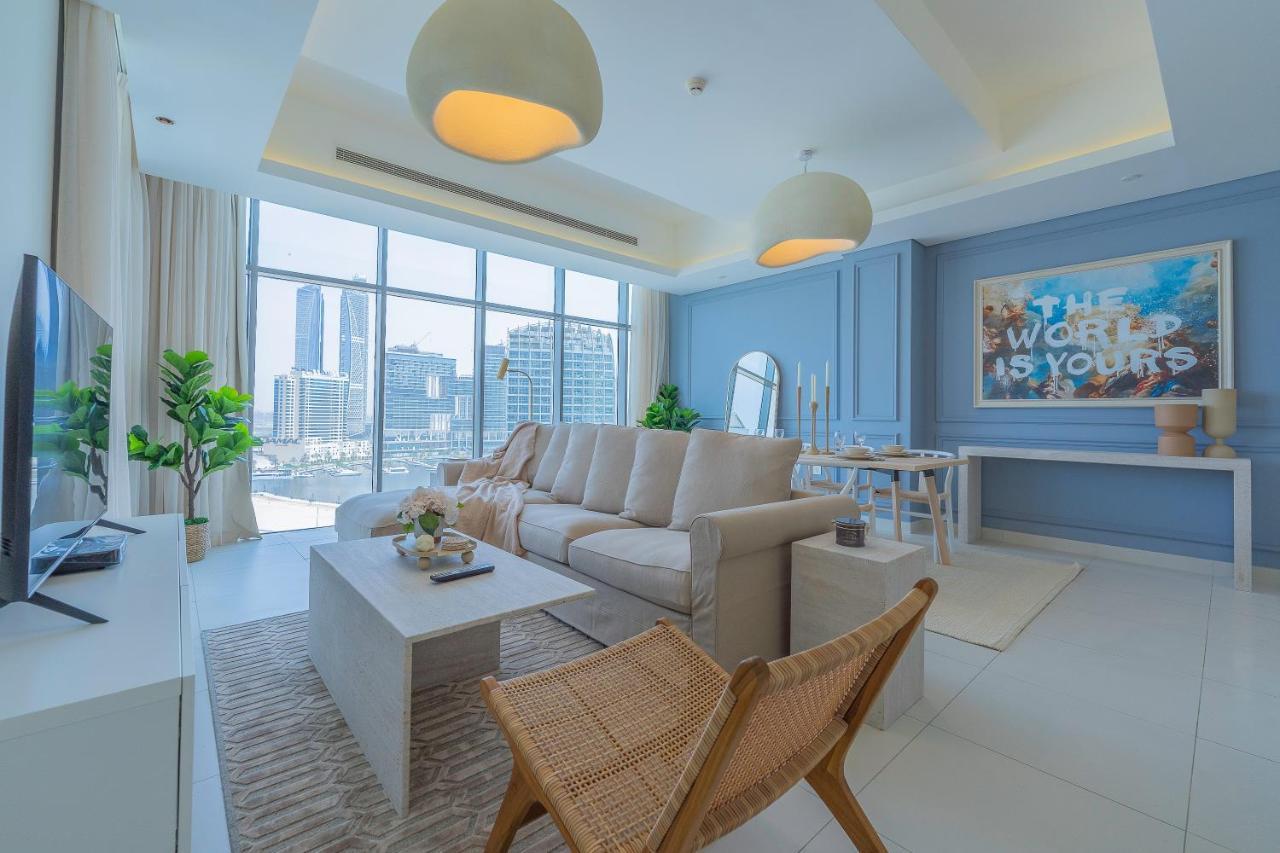 Monty Holiday - Charming With Canal View Near Mall *