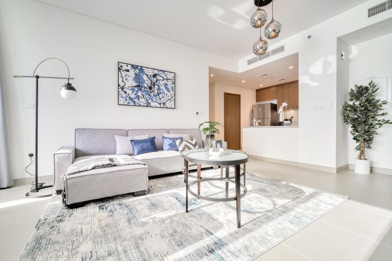 Apartment Luxury Brand New 2 Bedroom With Bluewater Views *