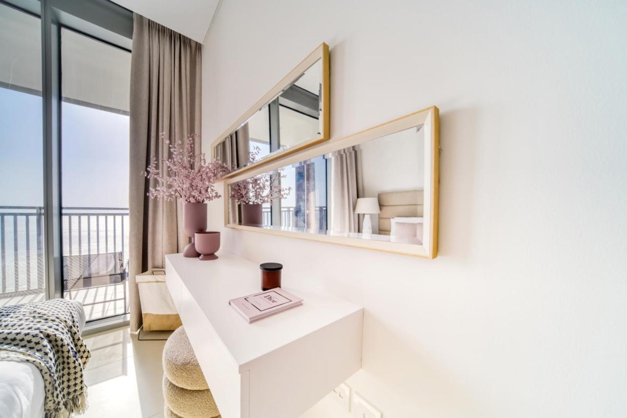 Apartment Luxury Brand New 2 Bedroom With Bluewater Views