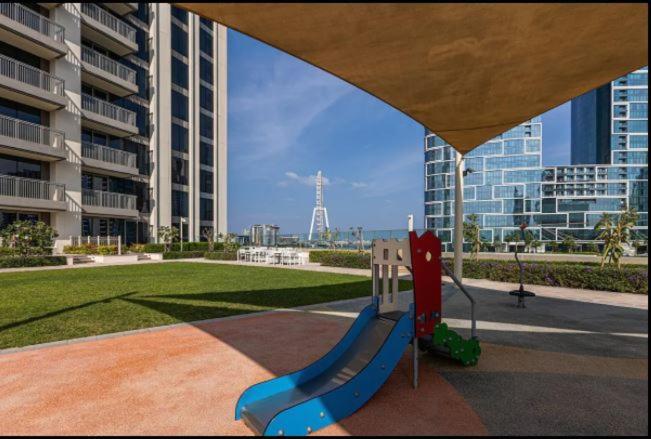 Luxury Brand New 2 Bedroom With Bluewater Views Apartment