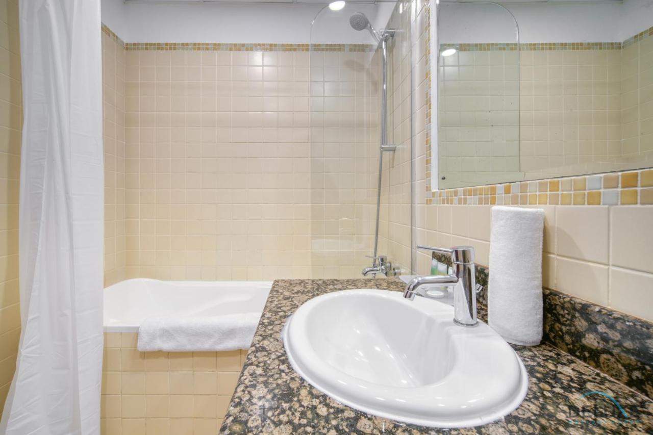 Apartment Stylishly 2Br At Bahar 1 Jbr By Deluxe Holiday Homes