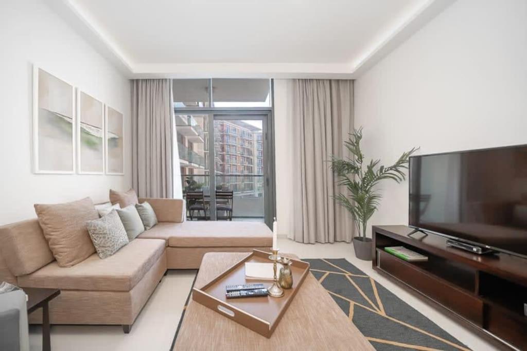 Frank Porter - Damac Celestia Apartment