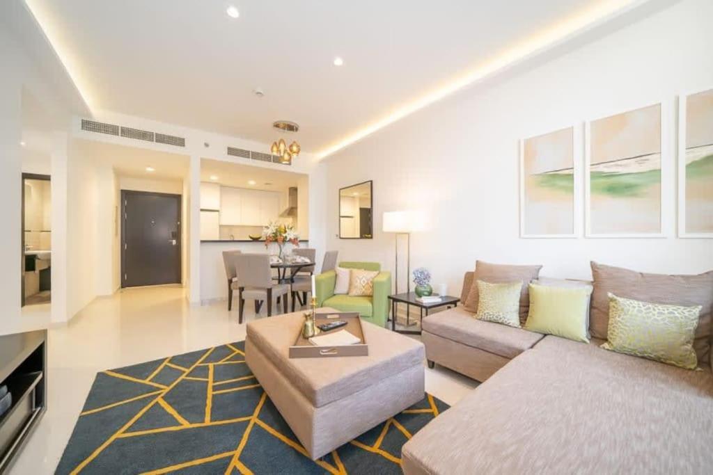 Frank Porter - Damac Celestia Apartment *