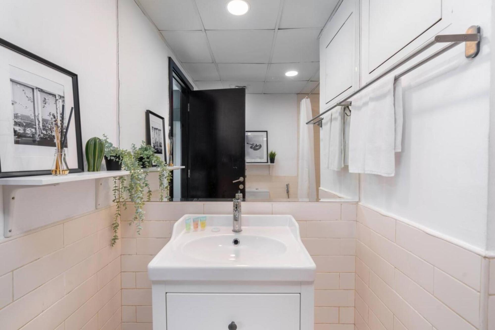 Apartment Chic In Yacht Bay Marina *