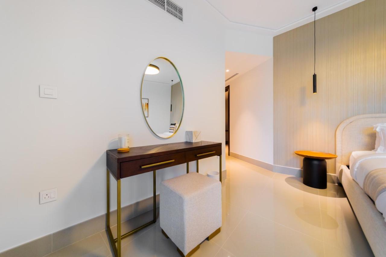 Eden's Homes & - Opera Grand Dubai