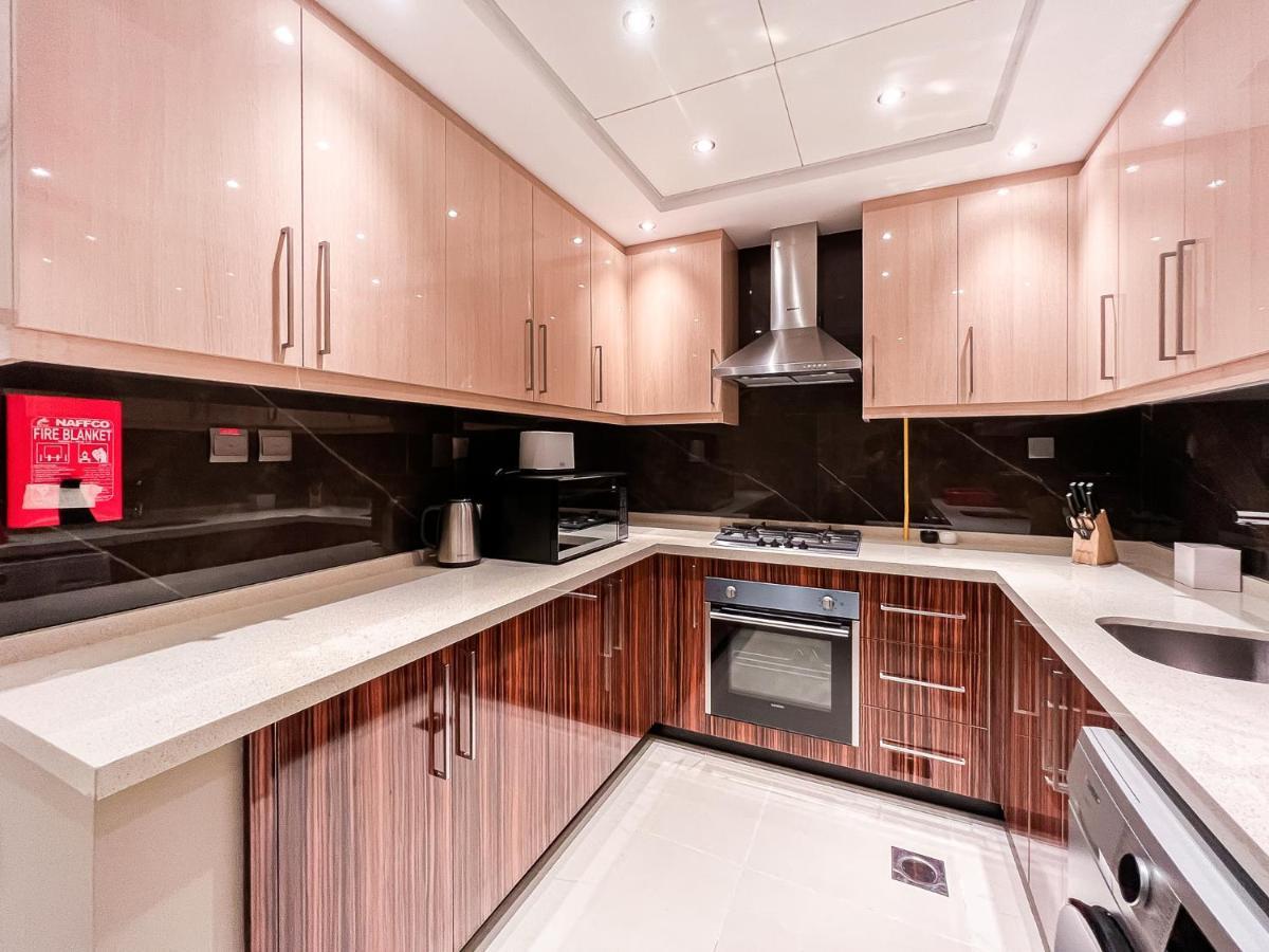 Luton - Elite Downtown Residence, Burj Khalifa View - 19ab01 Apartment Dubai