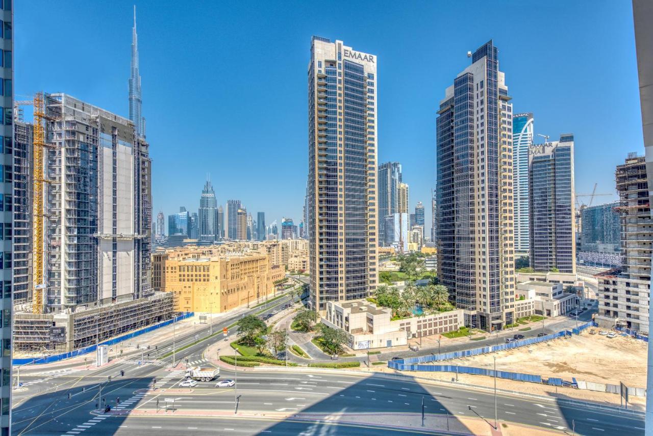 Maison Privee - Luxury, Spacious, Modern Near Burj Khalifa And Canal Apartment Dubai