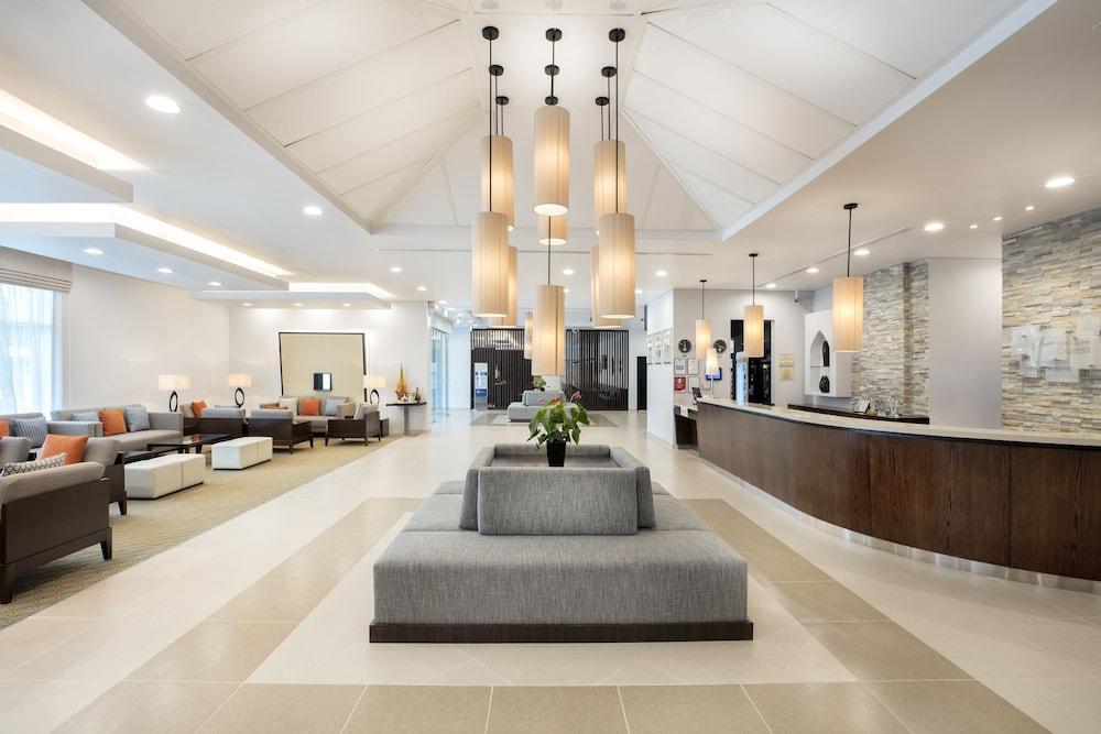 Hotel Express Dubai, Jumeirah By Ihg Dubai