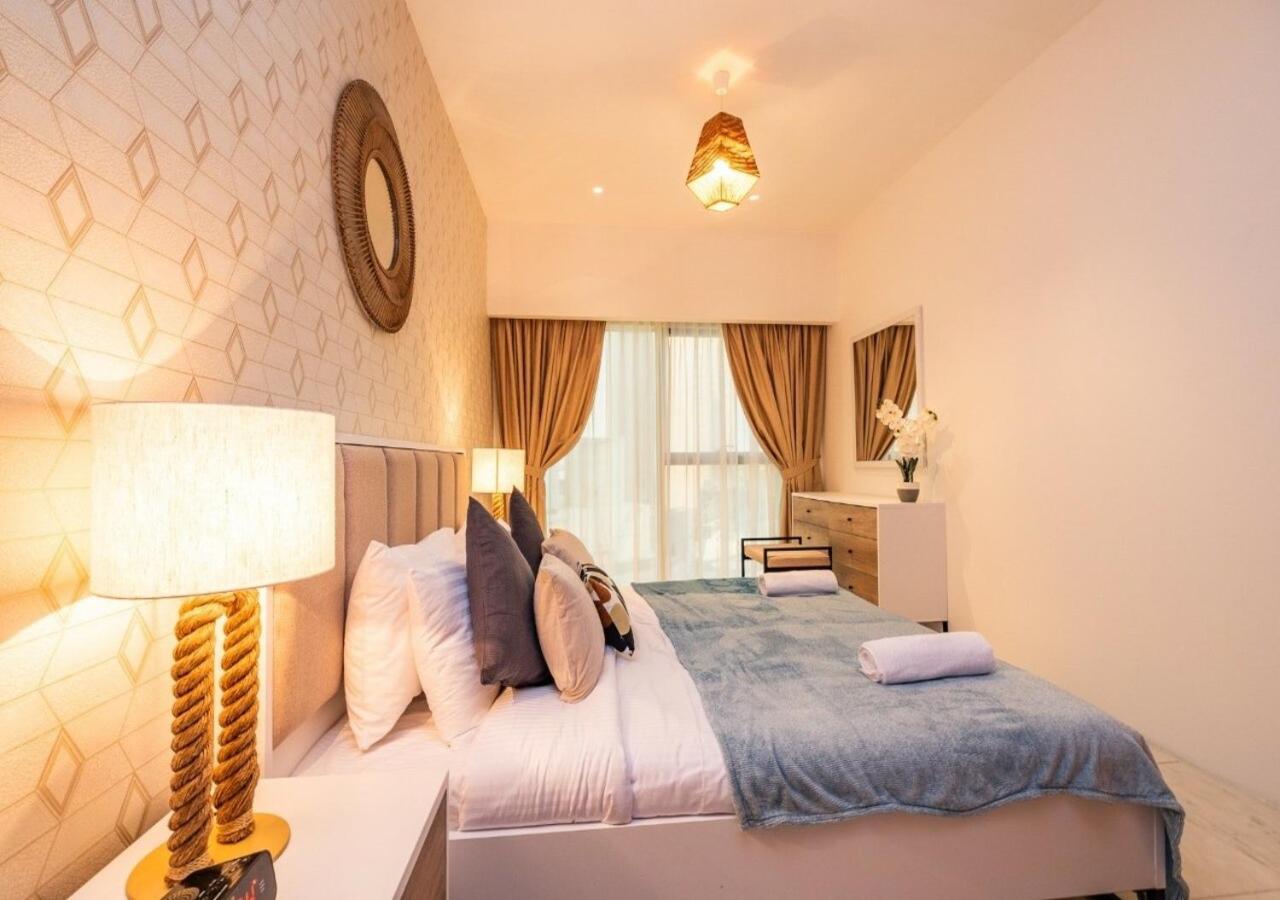 Apartment Hometown - Cosy 1 Bedroom With Brand New Furniture In Difc Dubai