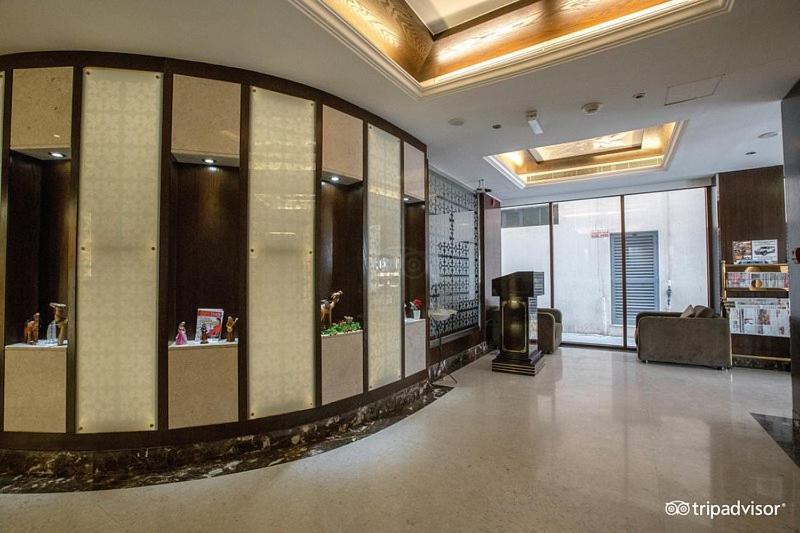 Deira Hotel 2*