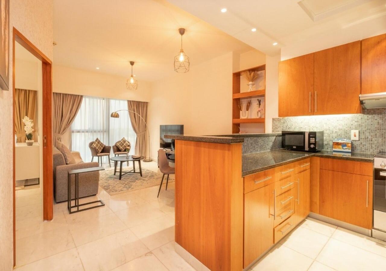 Hometown - Cosy 1 Bedroom With Brand New Furniture In Difc * Dubai