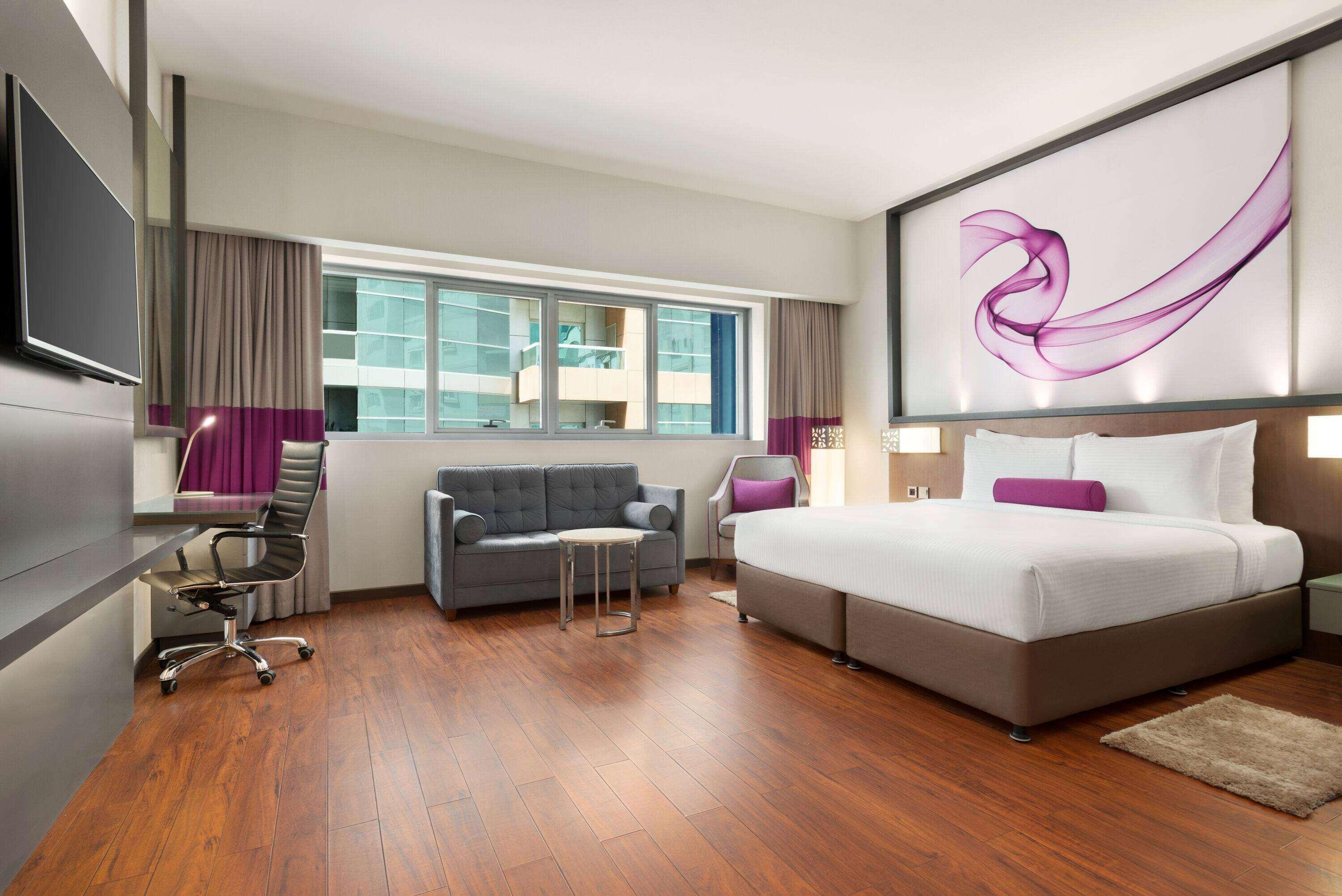 Howard Johnson Plaza By Wyndham Deira Hotel