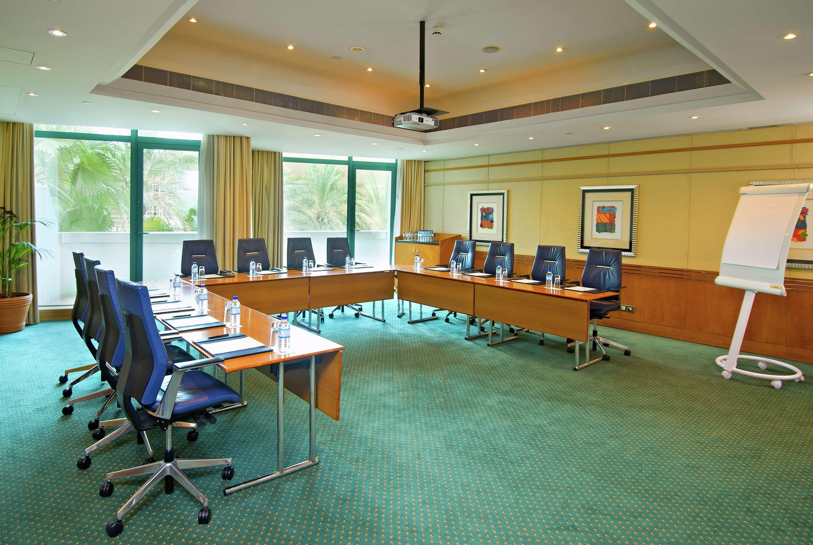 Hilton The Walk Hotel 4*
