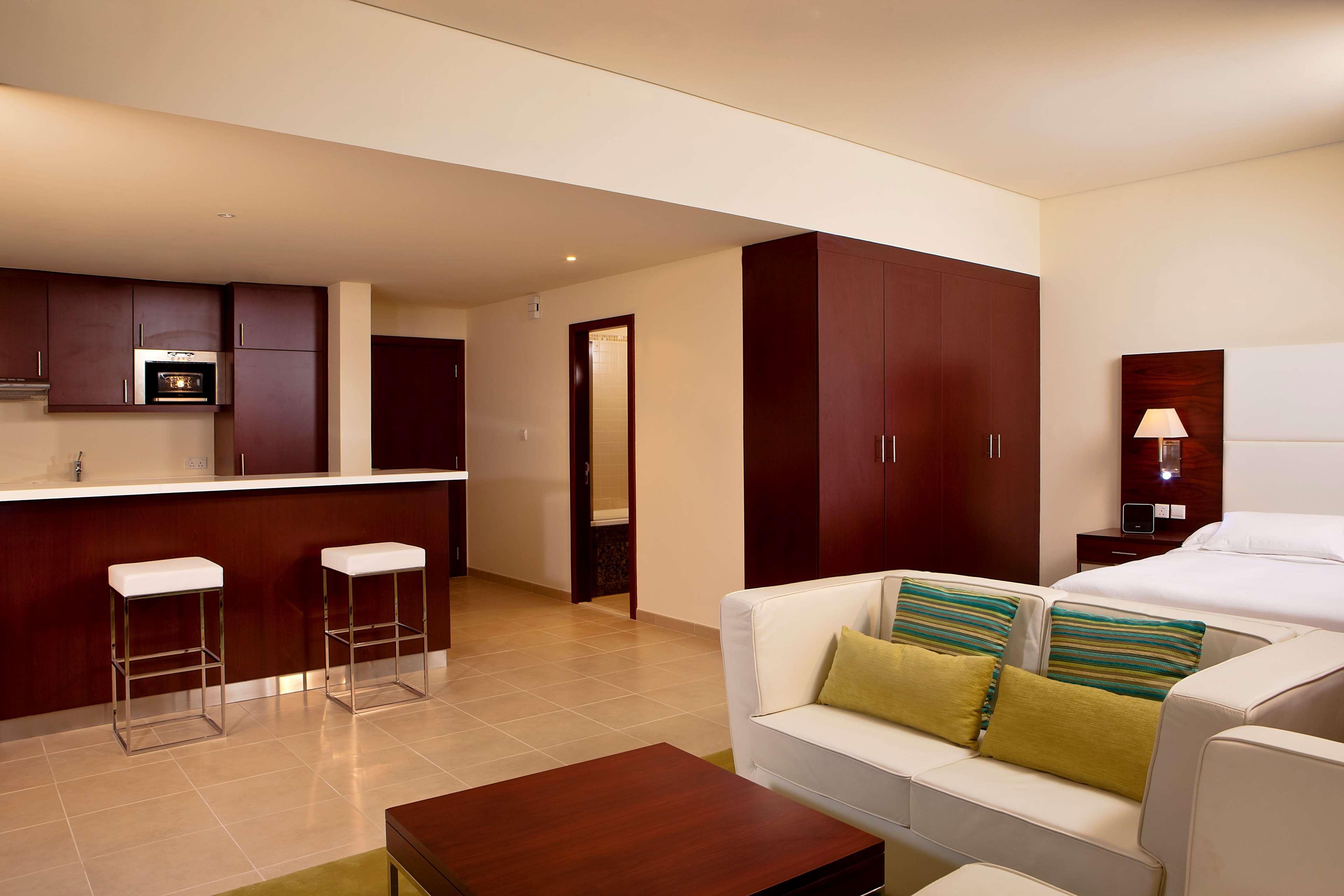 Hilton The Walk Hotel