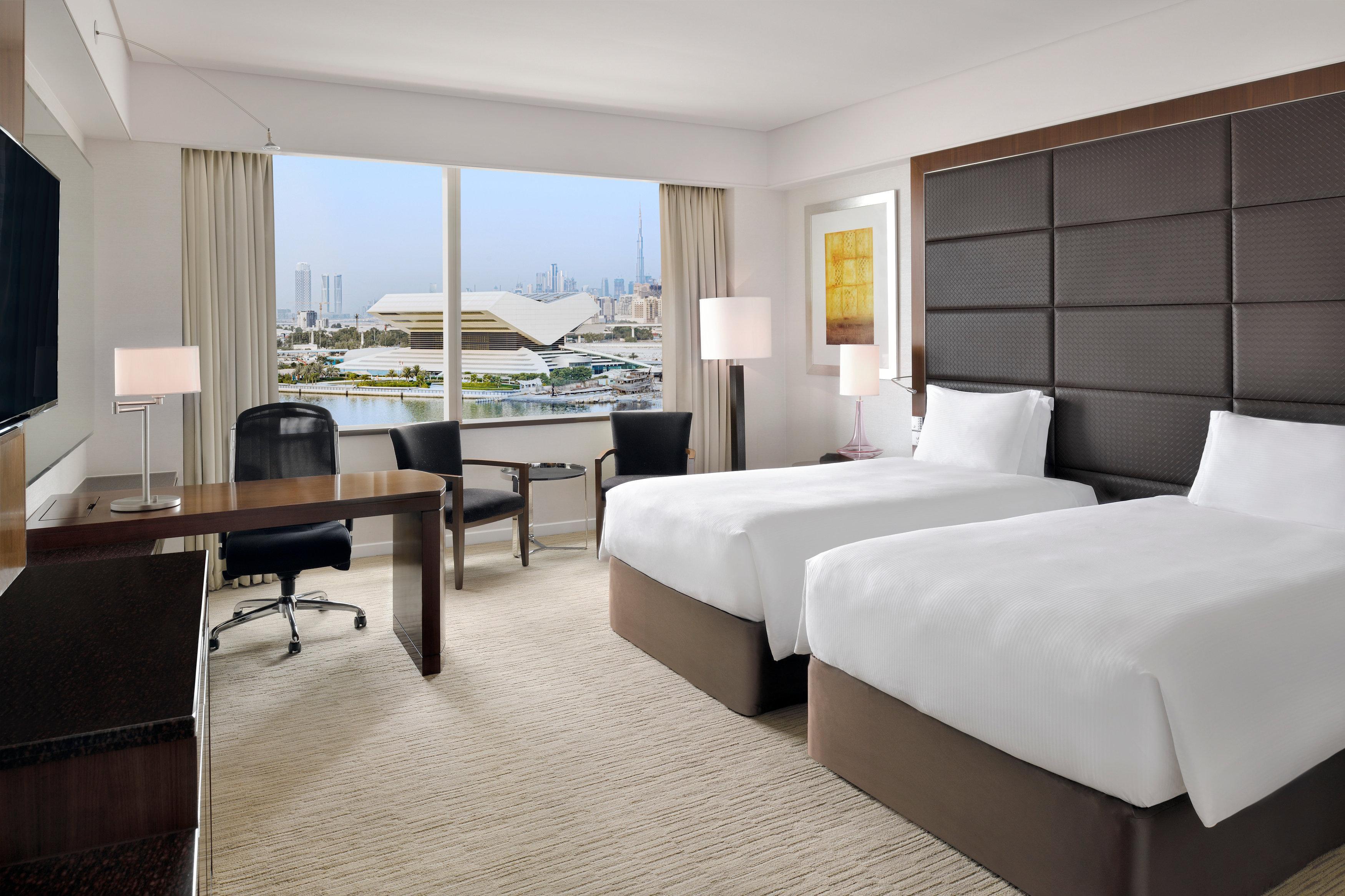 Crowne Plaza Festival City 5*