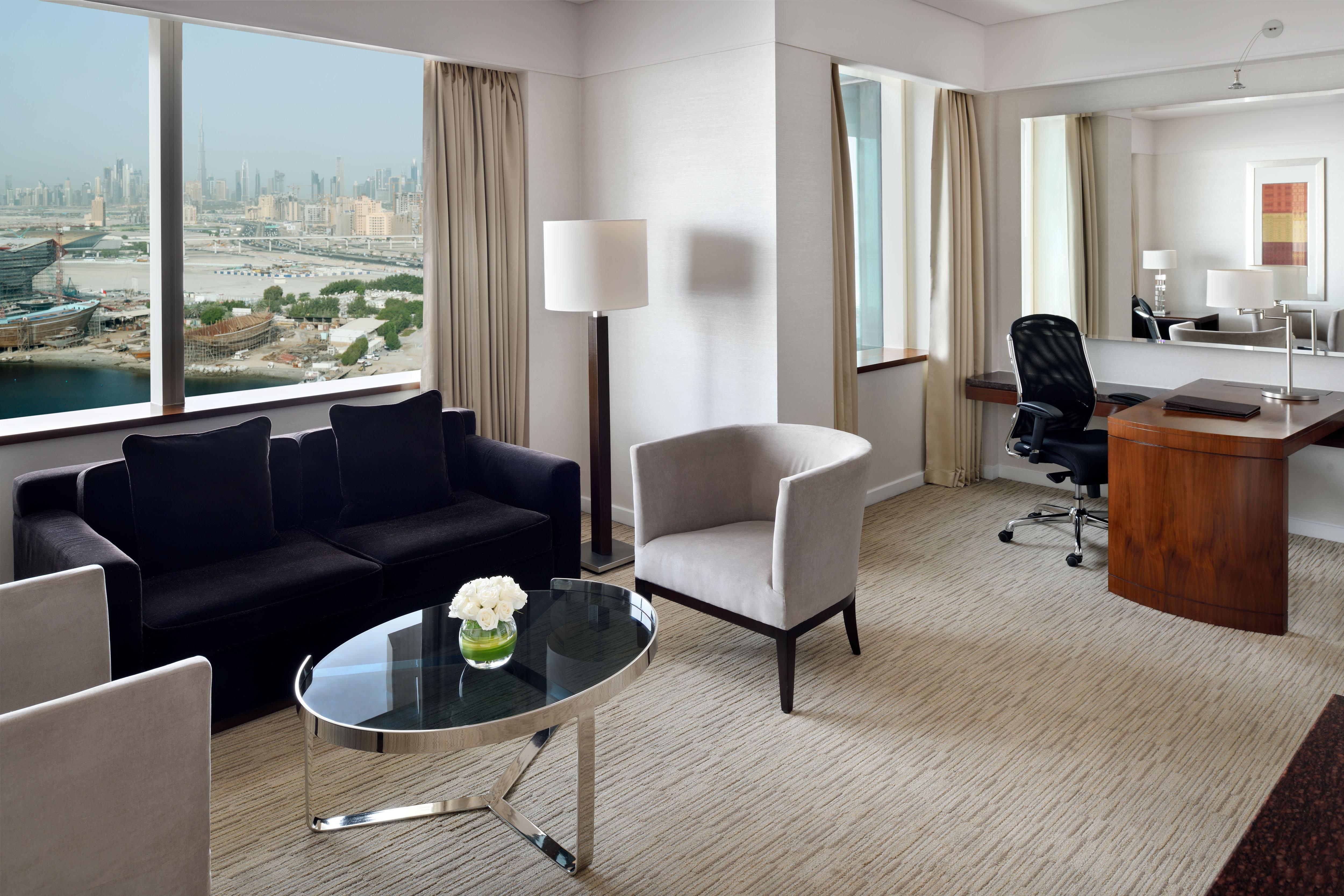Crowne Plaza Festival City 5* Dubai